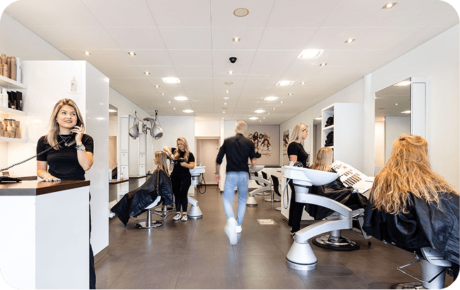 de-kapper-leerdam-openingstijden Kijkdoor bij De Kapper Leerdam